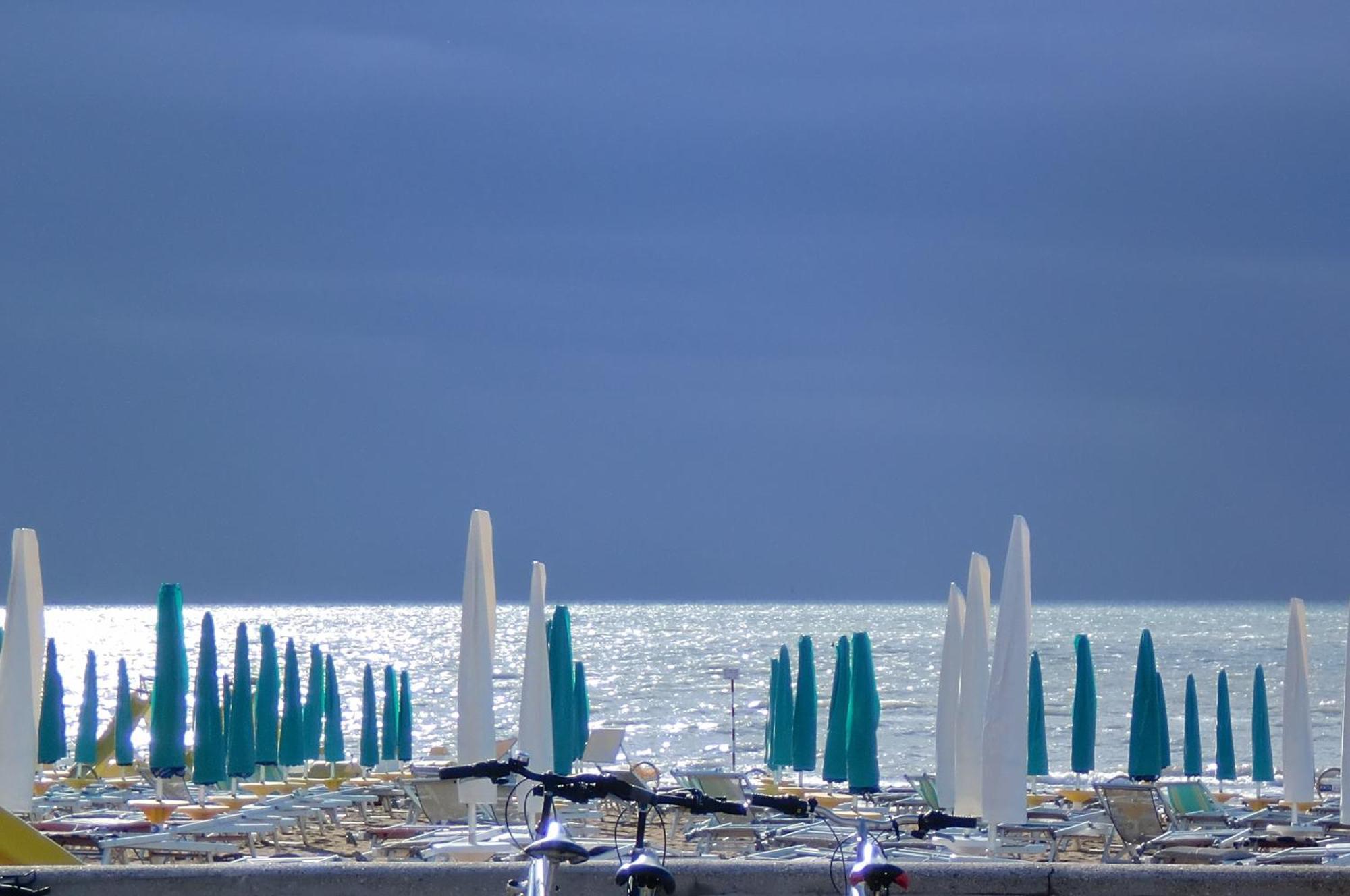 Suite Erica Lignano Hotel Lignano Sabbiadoro Esterno foto